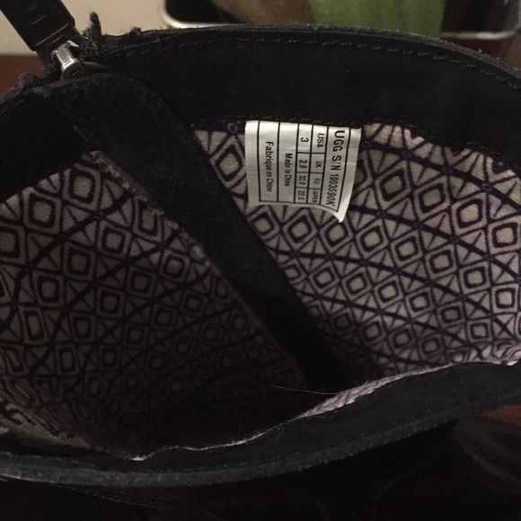 Black Ugg Rainboots - Picture 6 of 6